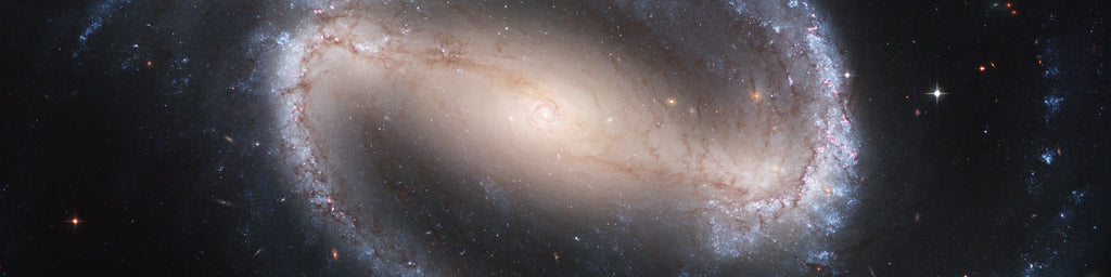 SPIRAL GALAXY FROM THE HUBBLE SPACE STATION