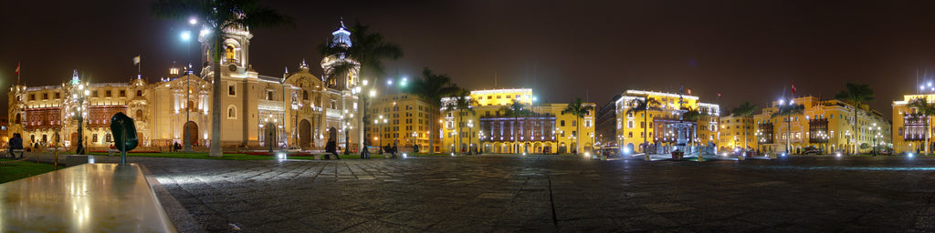 PLAZA MAYOR, LIMA, PERU